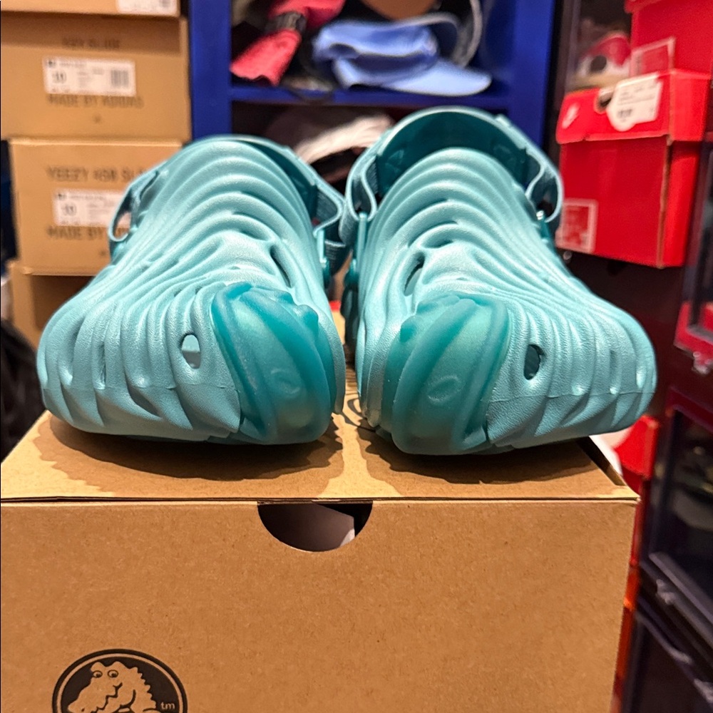 CROCS Aqua Foam Clogs